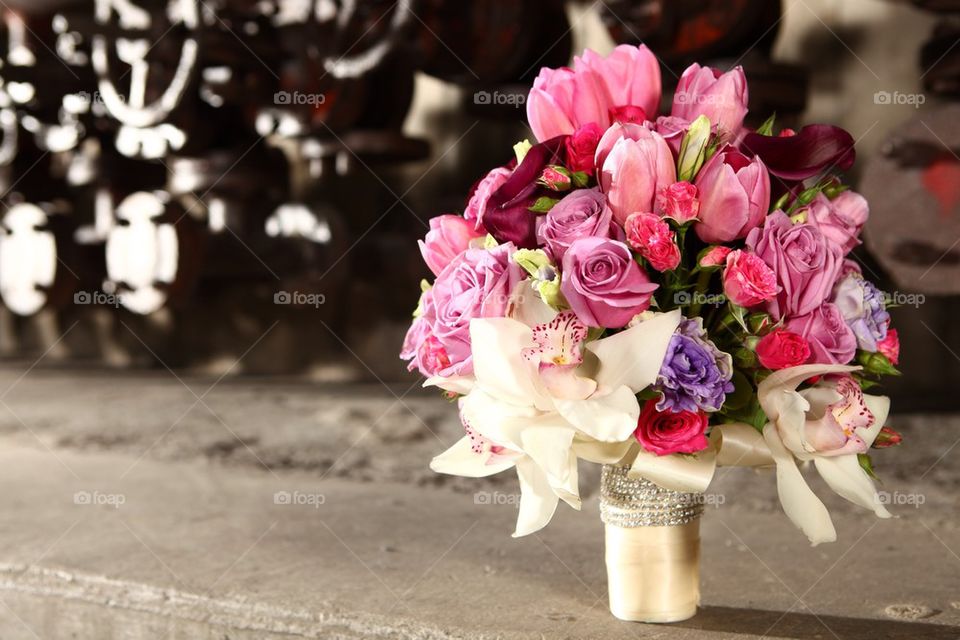 Fancy rose and tulip flower bouquet