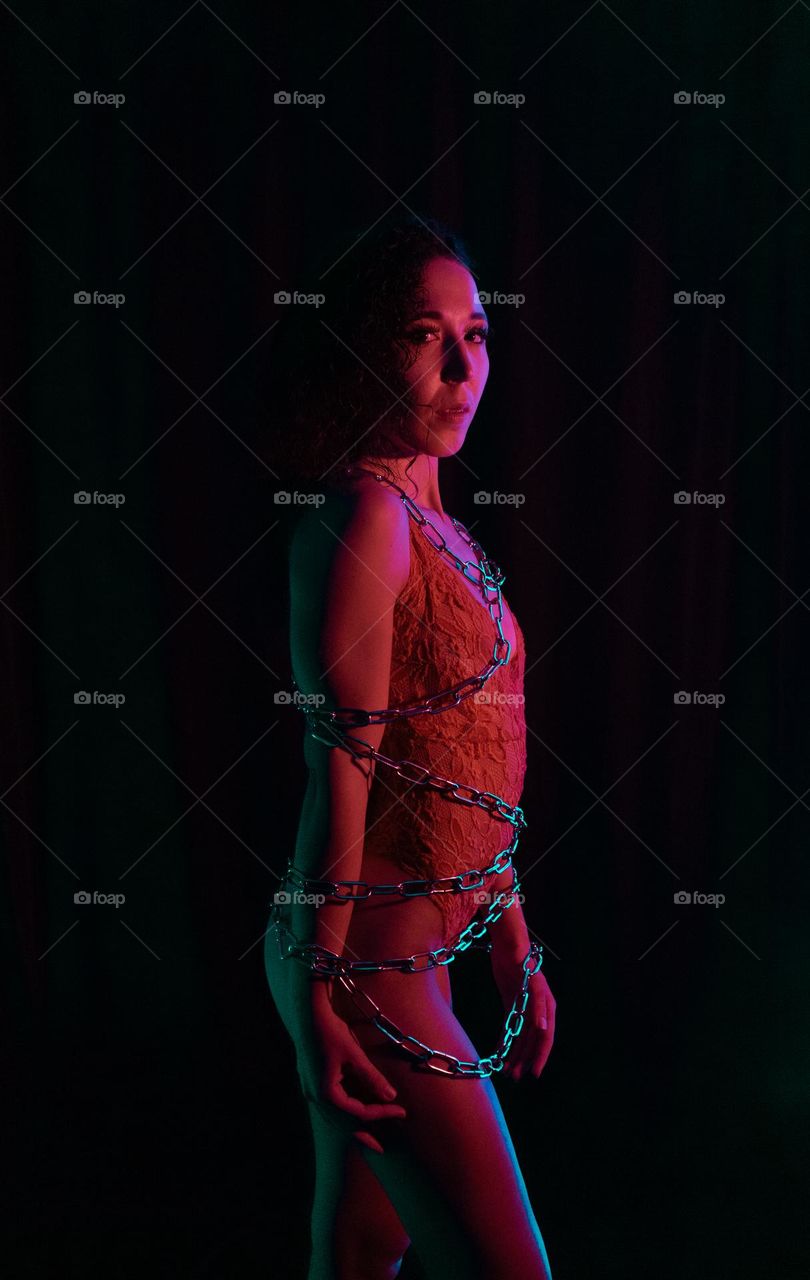 Boudoir Photography portraits are a luxurious and intimate way to celebrate your confidence, beauty and sensuality.