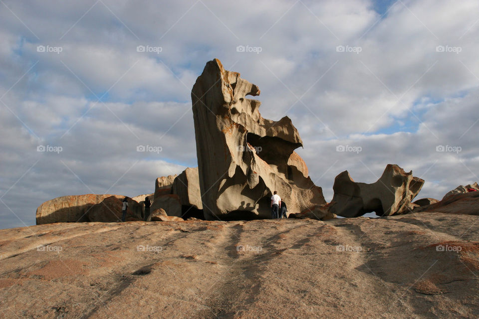 tourism sculpture rocks wind by kshapley