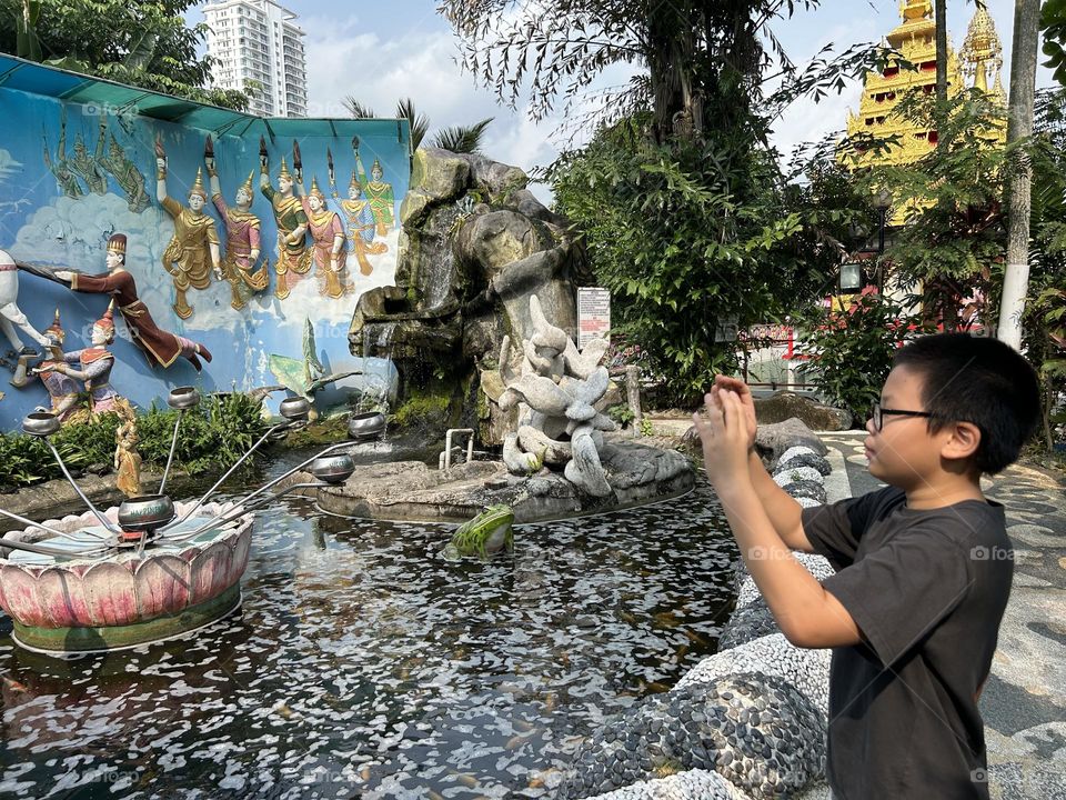 Dhammikarama Burmese Buddha statue