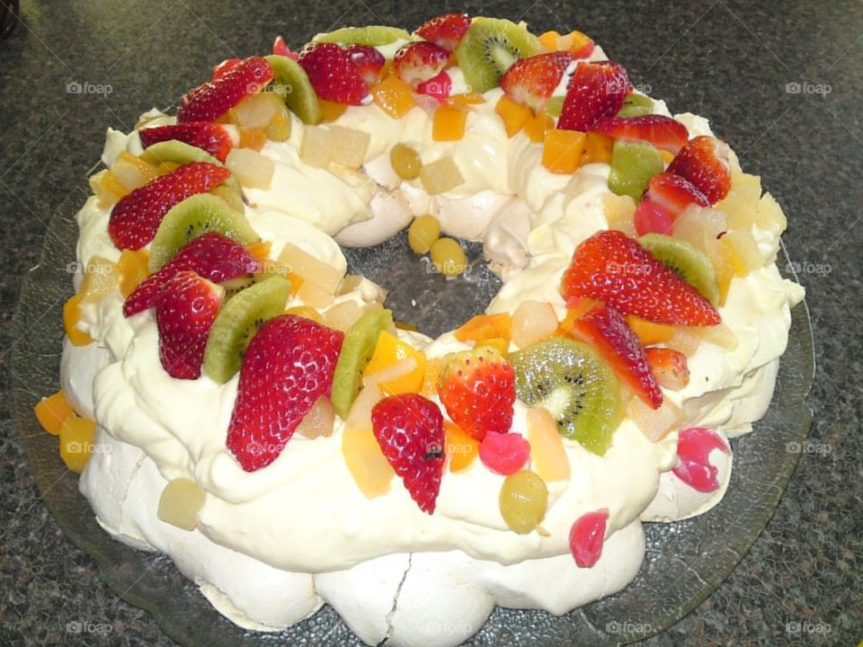 birthday cake summer strawberry by filletanta