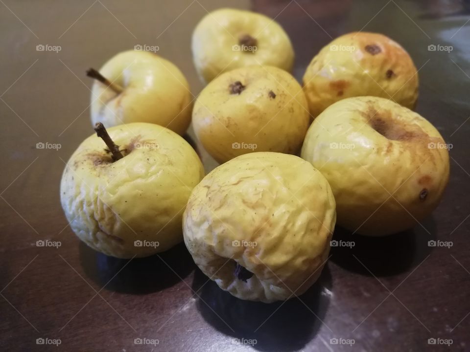 Italian organic apples in winter