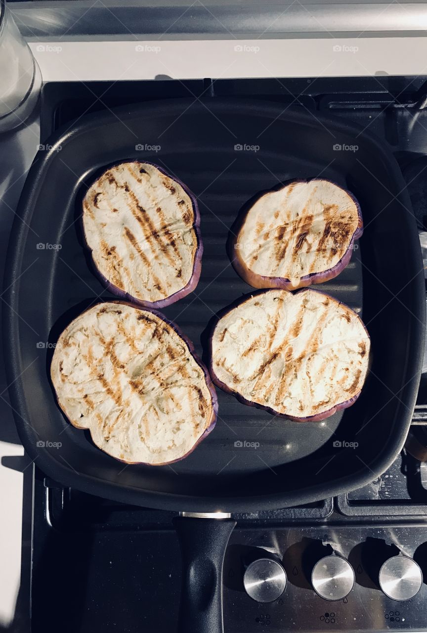 Cooking eggplant 
