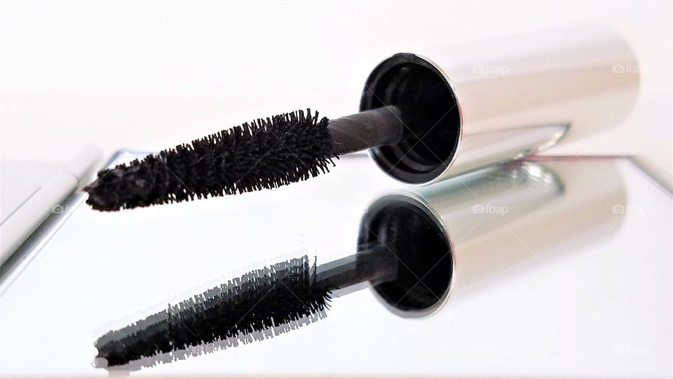 Eye mascara brush