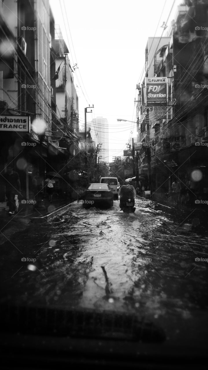 bangkok under the rain