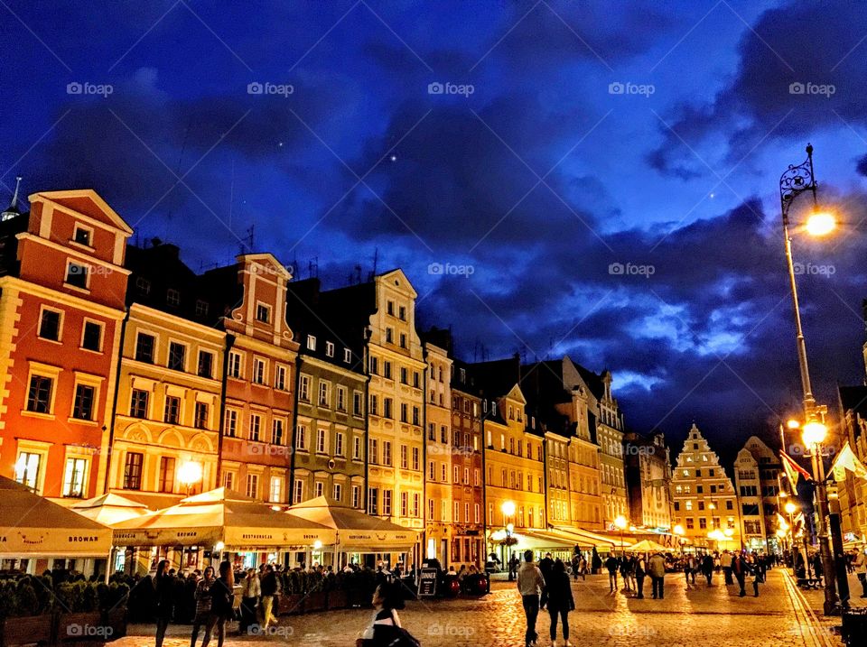 Night in Wroclaw market 