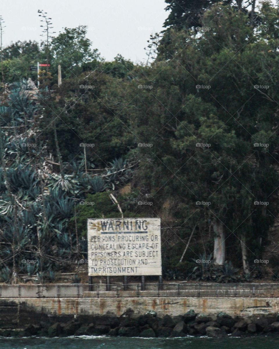 Alcatraz warning