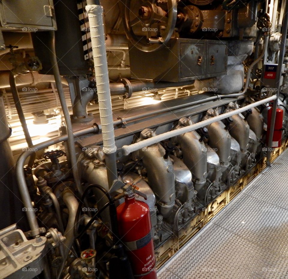 Submarine Engine
