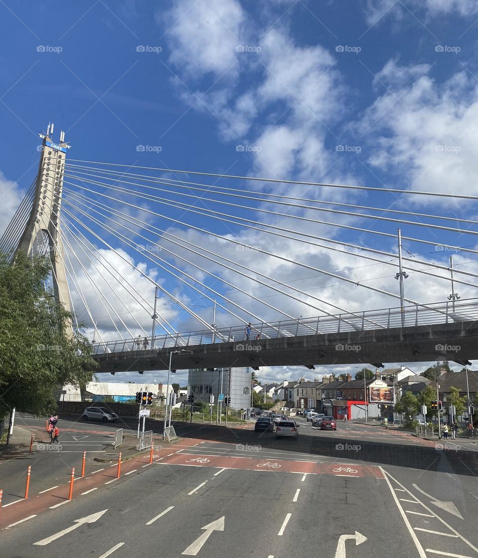 Luas bridge