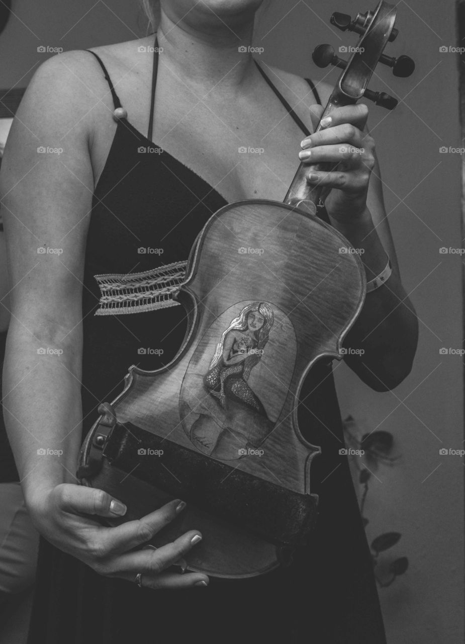 Mermaid Violin 