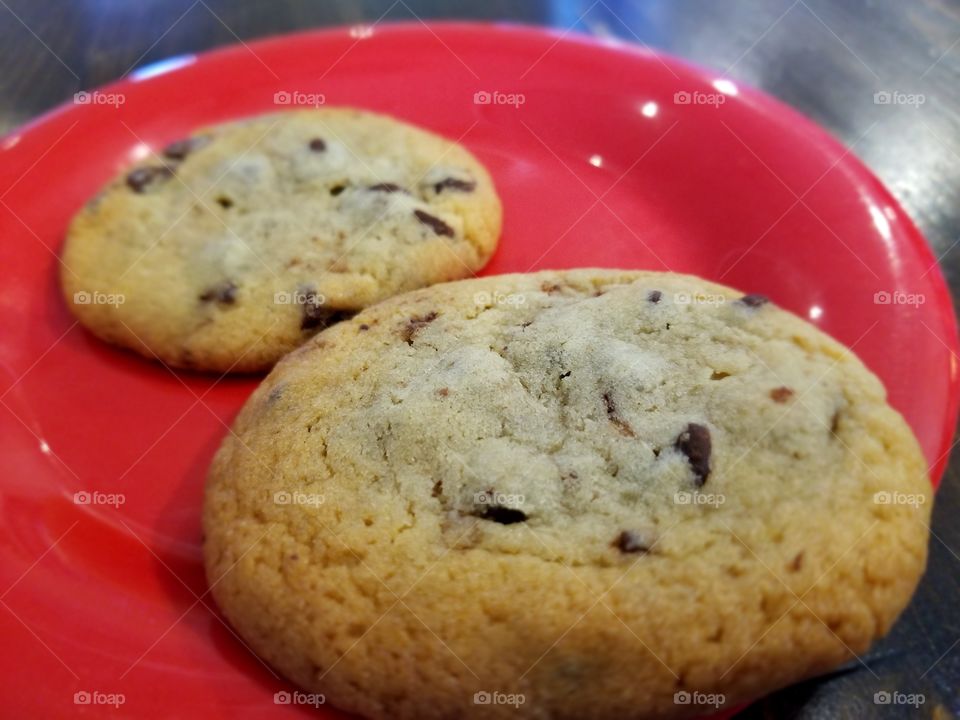 chocolate chip cookies