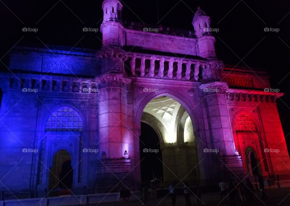 india gate at night in Mumbai
