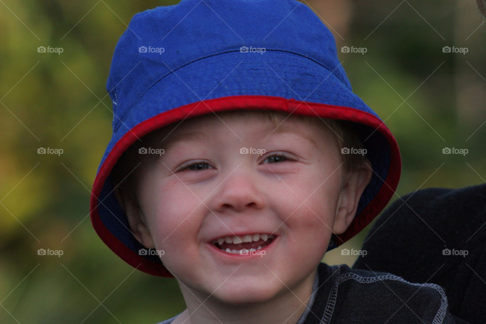 happy blue smile child by kshapley