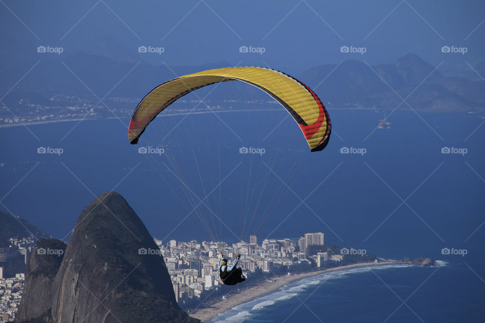 paraglider Rio de Janeiro