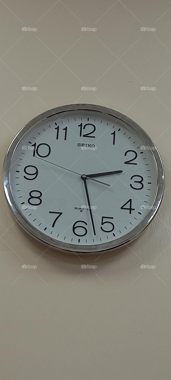 sEiko . White Wall Clock