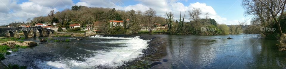 River Tambre  going through Ponte Maceira. Ponte Maceira, Galicia