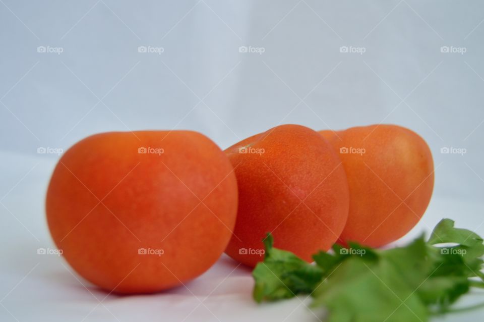 Fresh greens are a frequent guest on the table of people who monitor their health. The most tender, juicy and delicious greens are traditionally leafy parsley. It has beautiful leaves that emit a delicious spicy aroma.