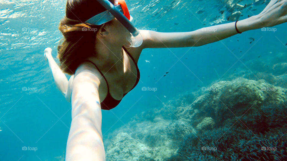 Diving in the mediterranean 