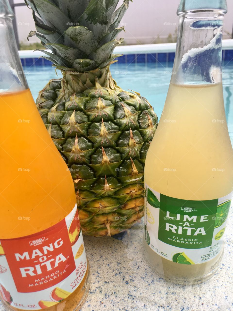 Mang o Rita & Lime a Rita with a pineapple 🍍