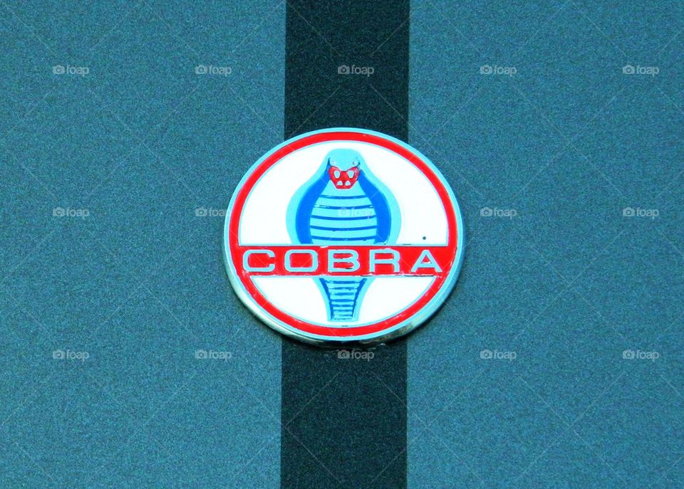 Shelby Cobra car insignia 