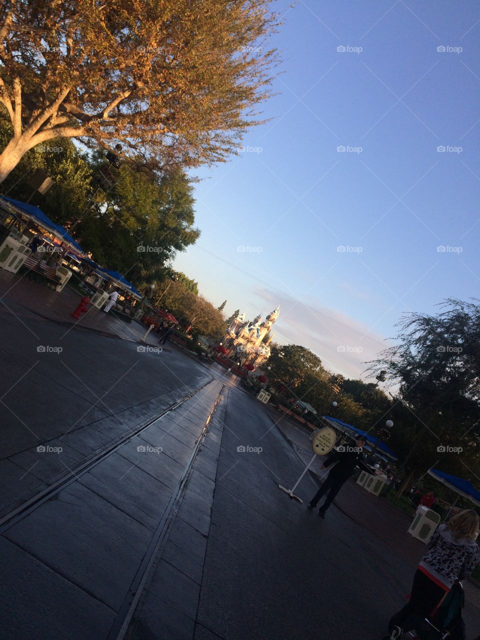 Magic Morning, first arrival to California's Disneyland 