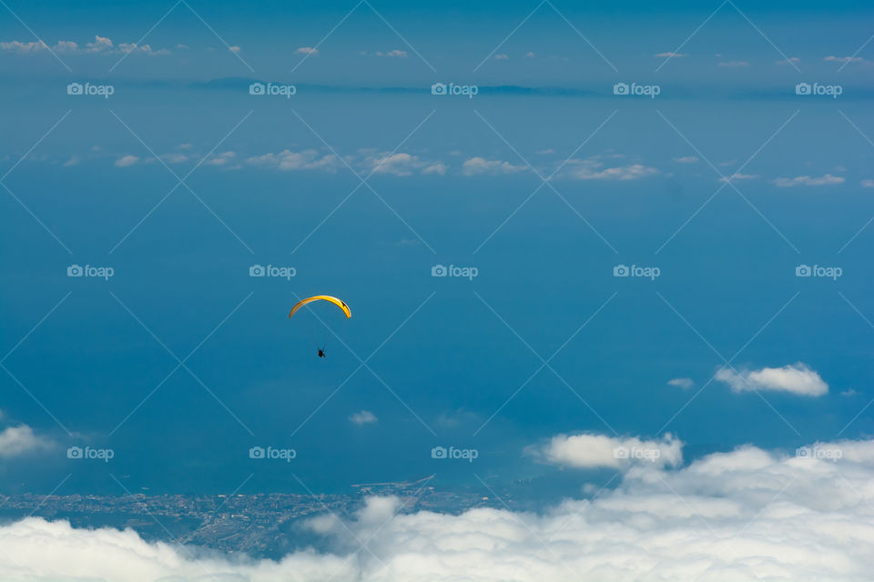 sky, clouds, parasailing. Arial view