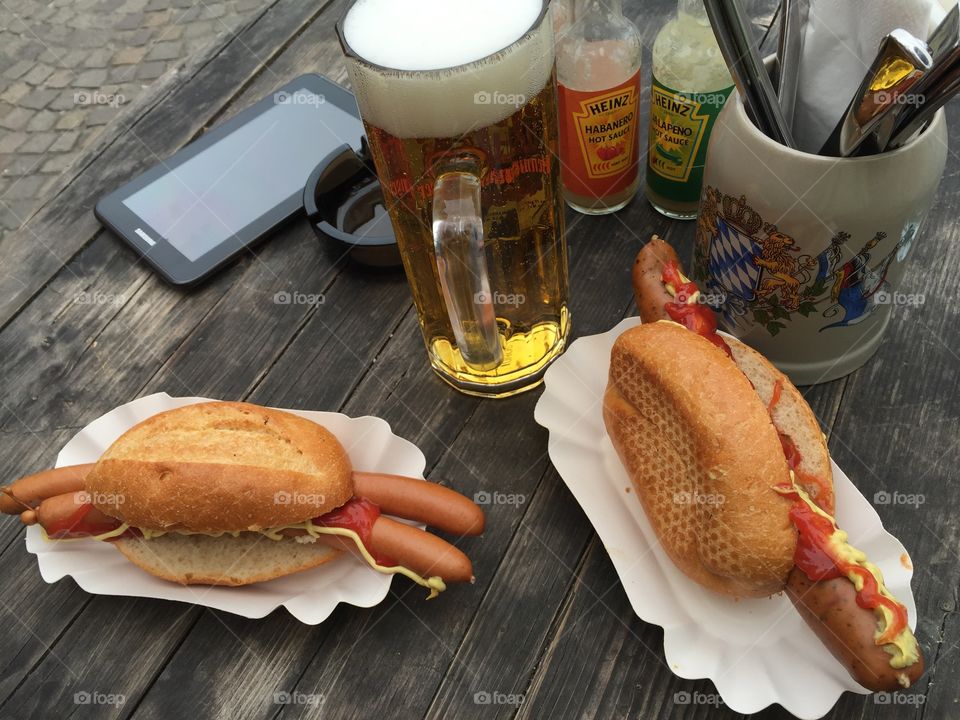 Comida tipica alemana q se come parado en la calle