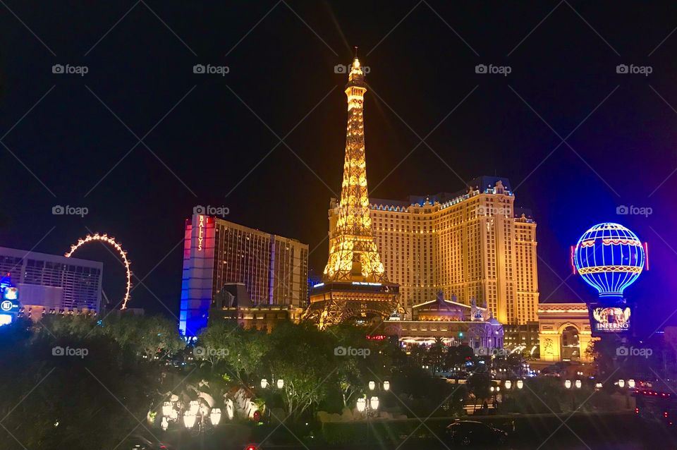 Las Vegas strip, casino, Paris, Bellaggio, the Linq