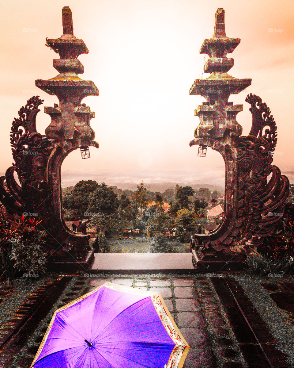 Bali, Temple, umbrella, monk