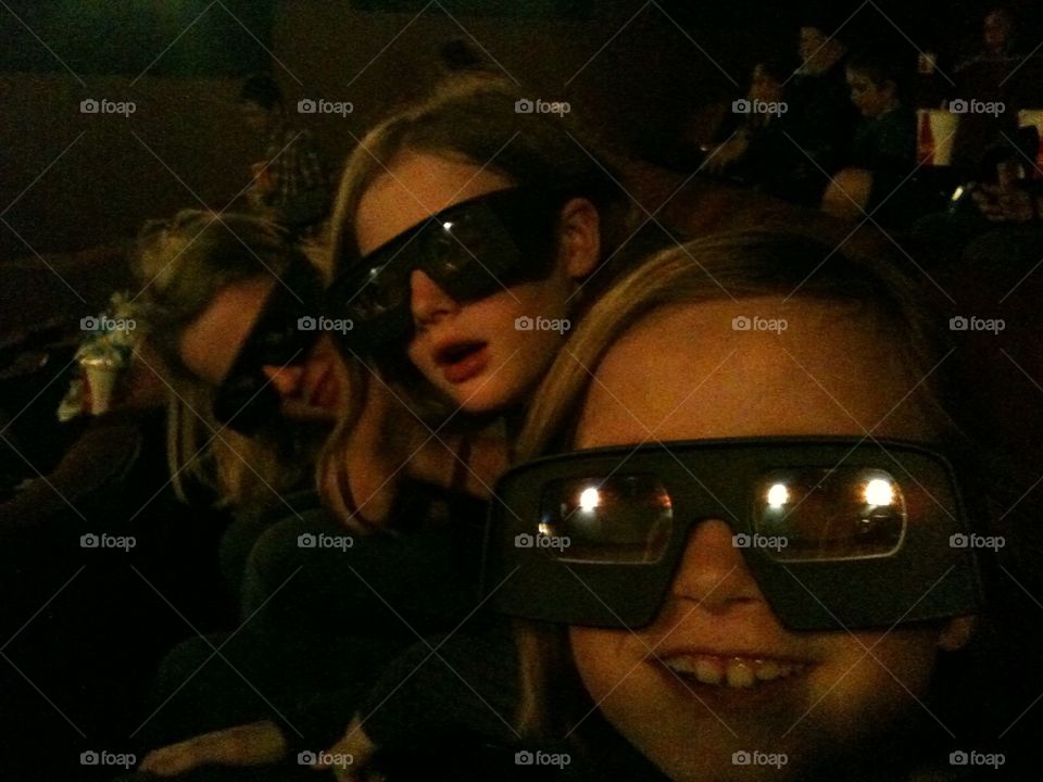 Sisters at a 3D movie