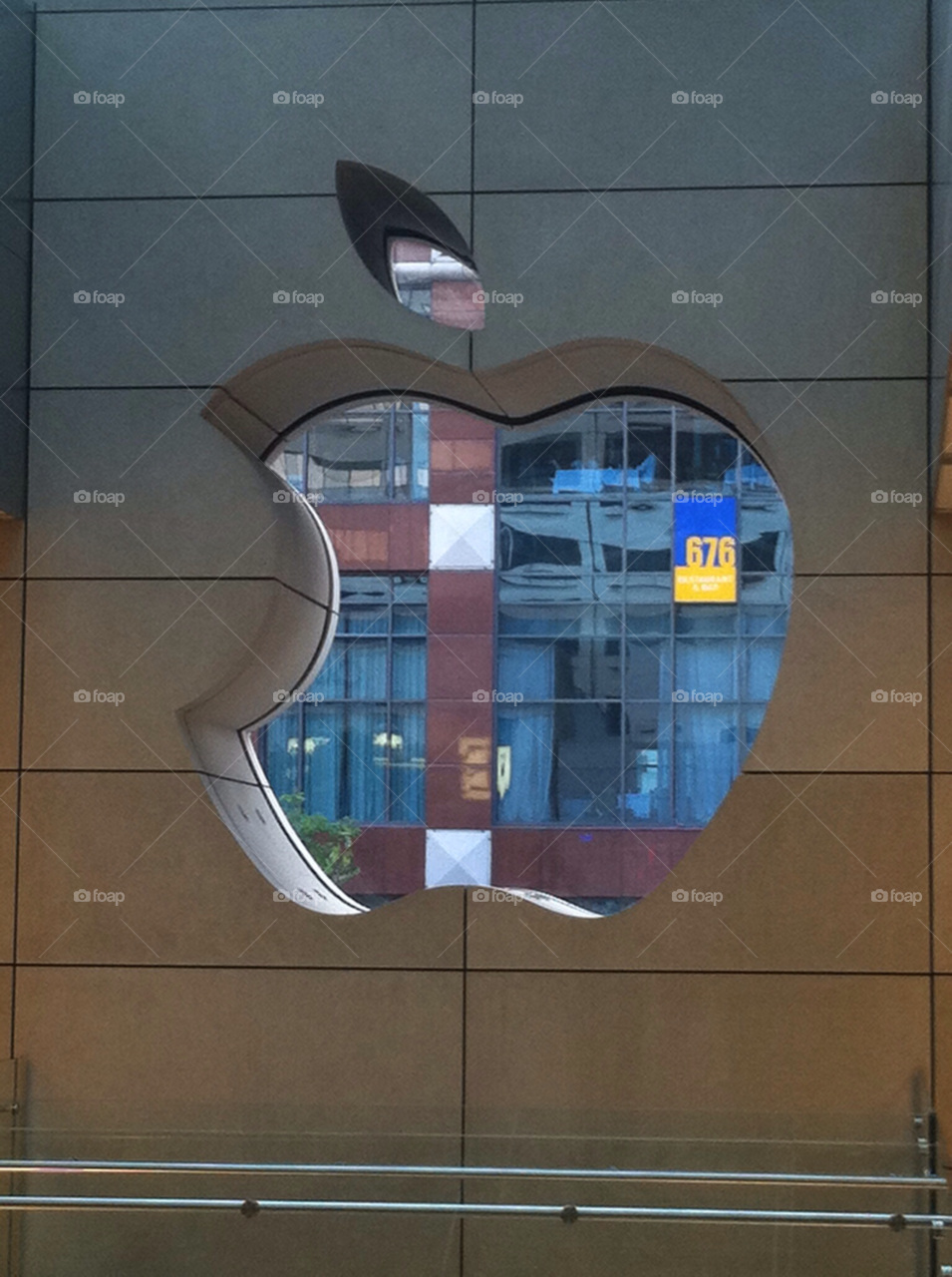 window apple store chicago by DanXSmith