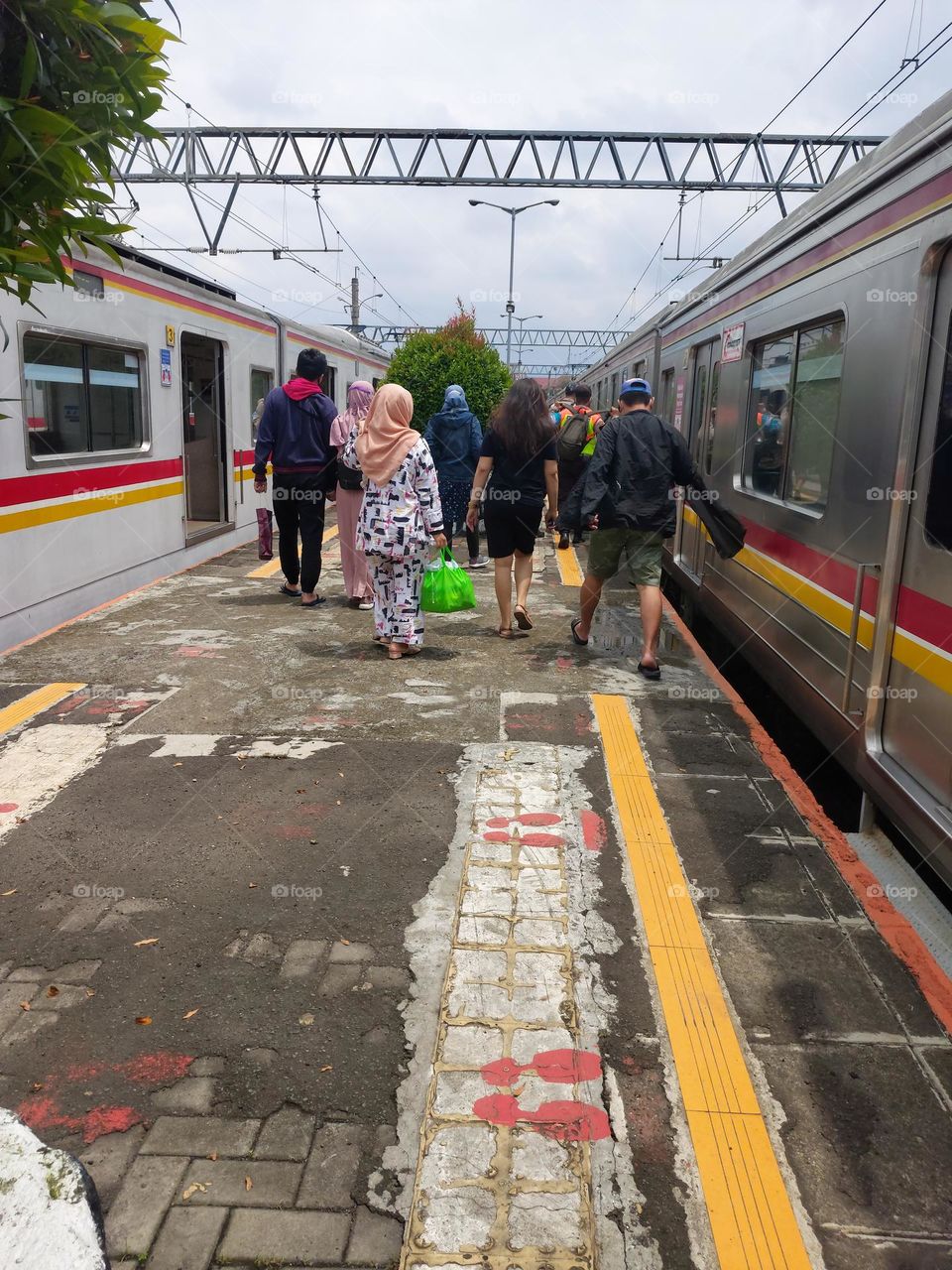 bogor commuter line station