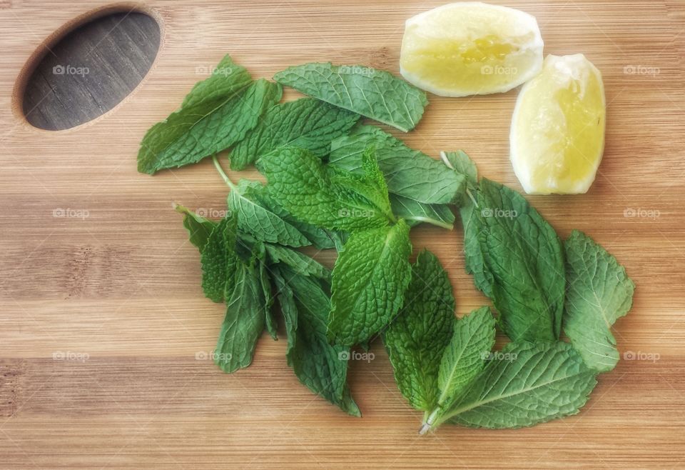 Food Prep. Mint and Lemon