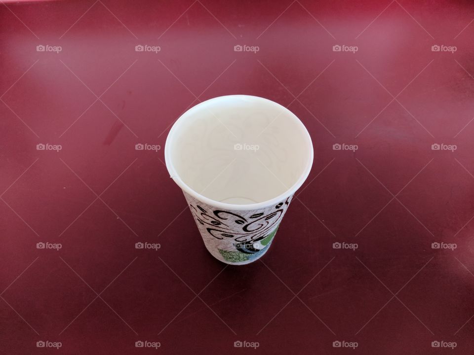 empty 16 oz cup