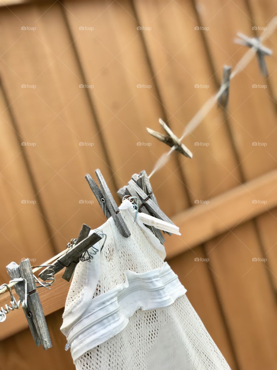 Clothes pins on the clothes line