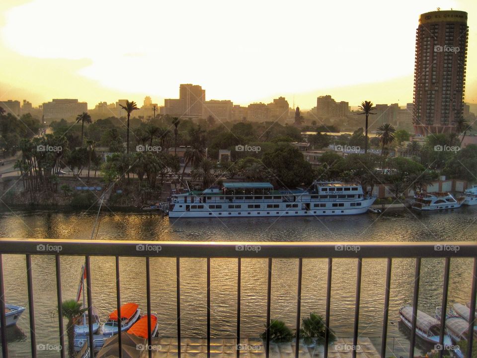 Destination Cairo. Cairo Scene