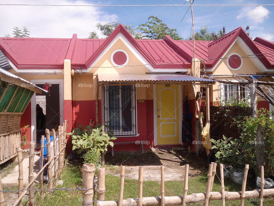 house in red