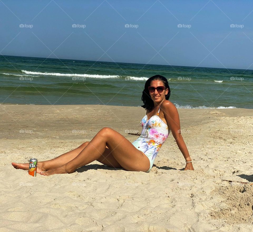 Woman on the beach ⛱️