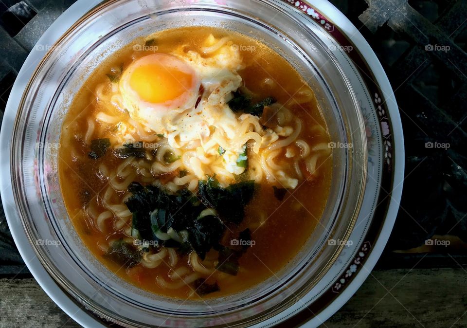 Have lunch with Korean soup noodle
