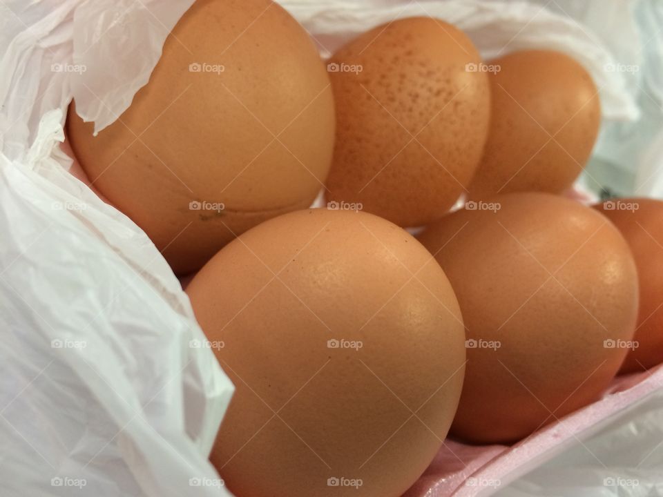 Natural eggs 