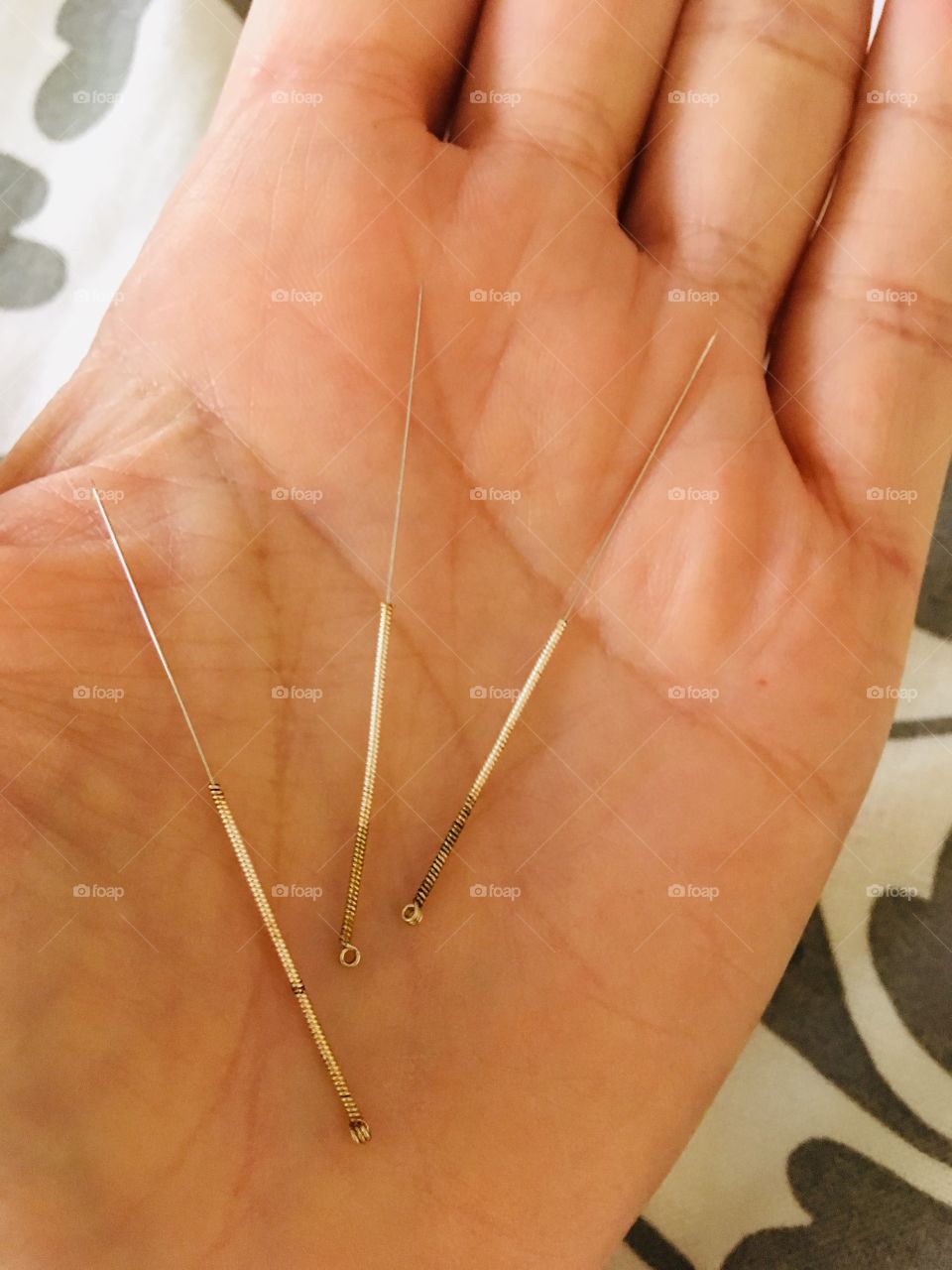 acupuncture needles