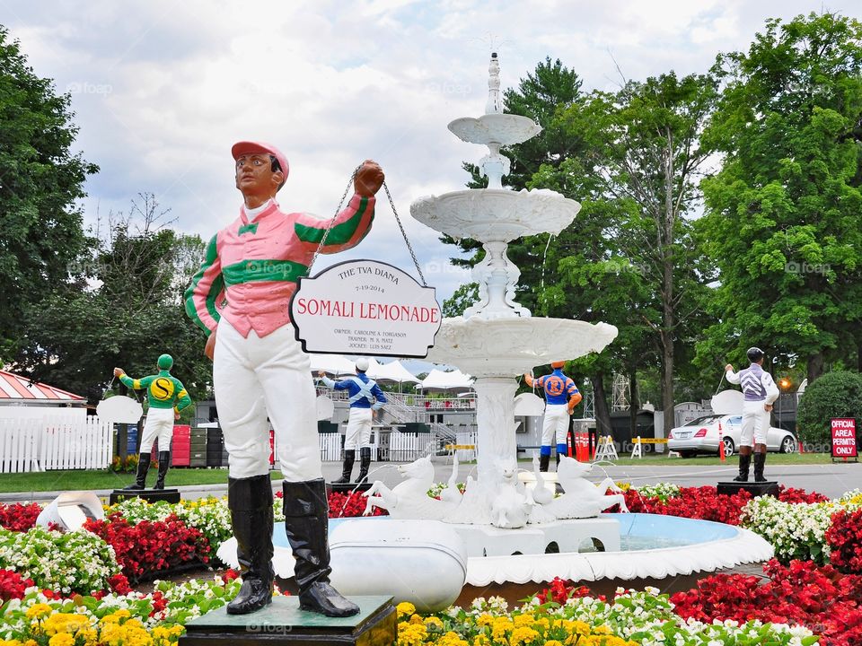 Somali Lemonade Statue. A tribute to last year's major stakes winners. Somali Lemonade captured the Diana Handicap. 

Zazzle.com/FLEETPHOTO