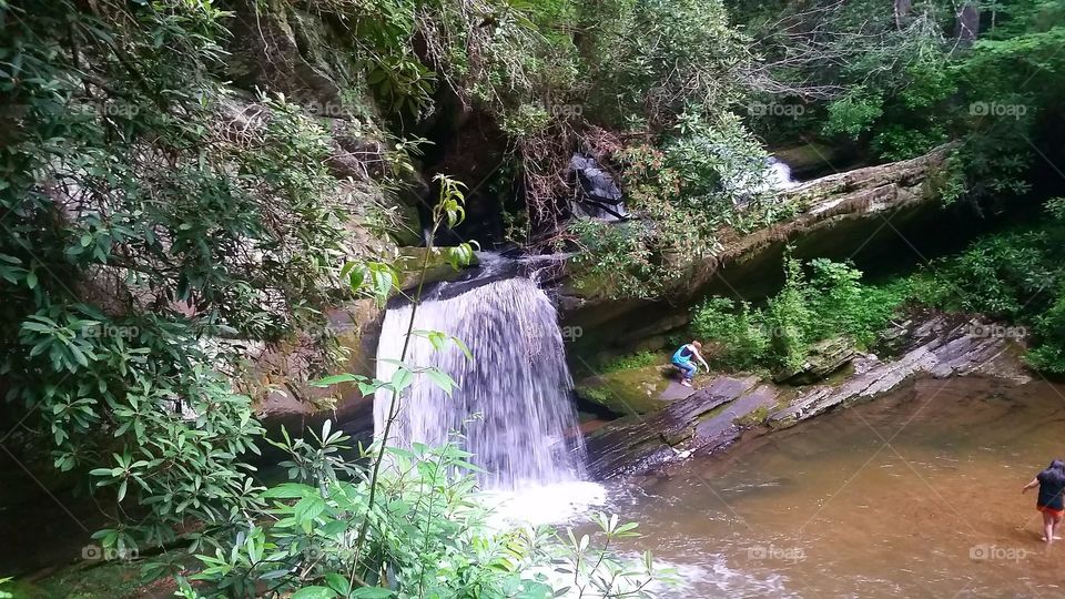 Raper creek falls in the Georgia mountains
