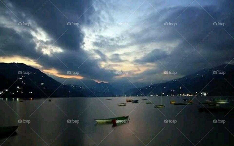 Evening phewa lake