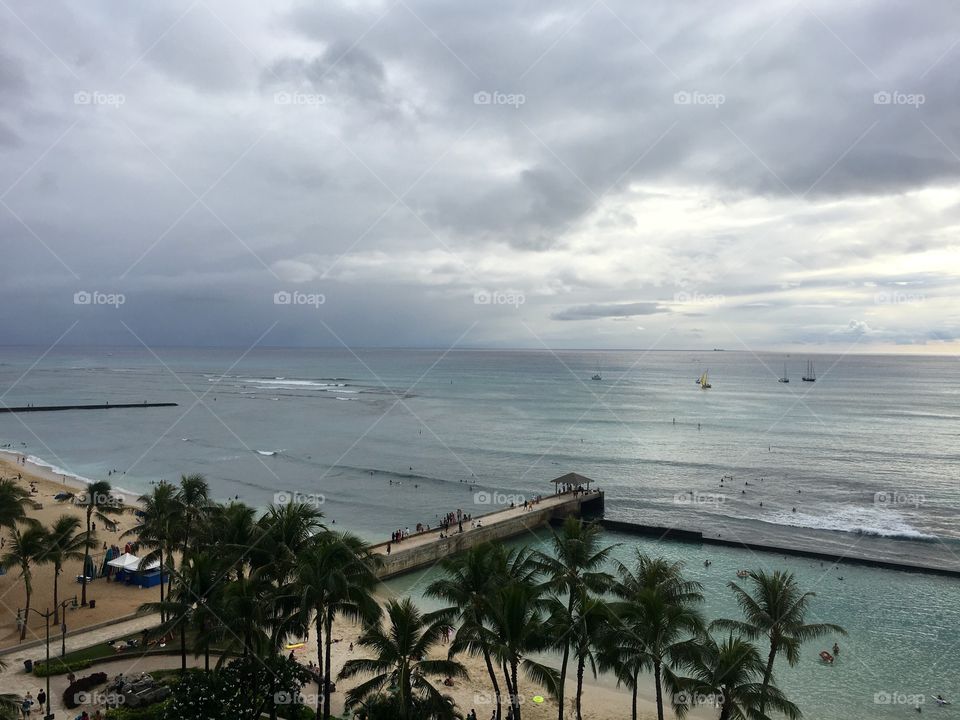 Aloha. Waikiki Beach rain
