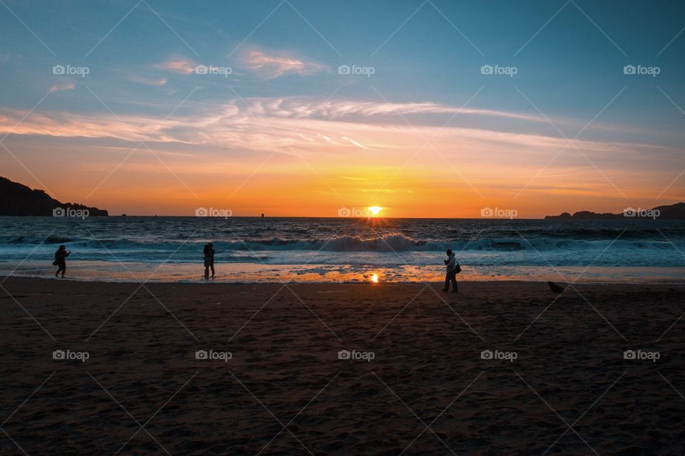 Sunset at the beach 