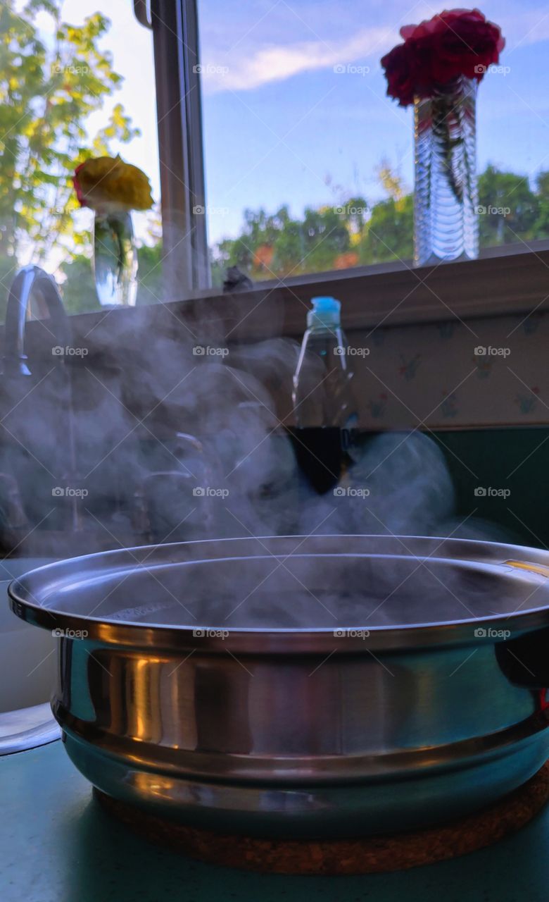 Boiling water for sweettea