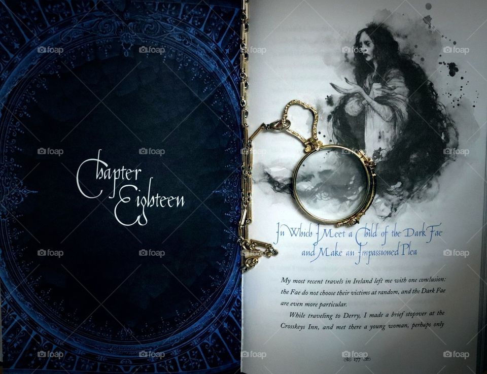 Forever Reading Between The Lines 🔎🕯📖