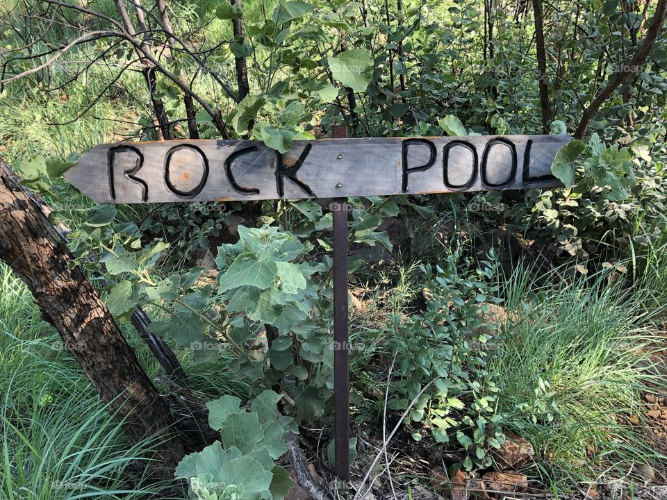 Rock pool sign