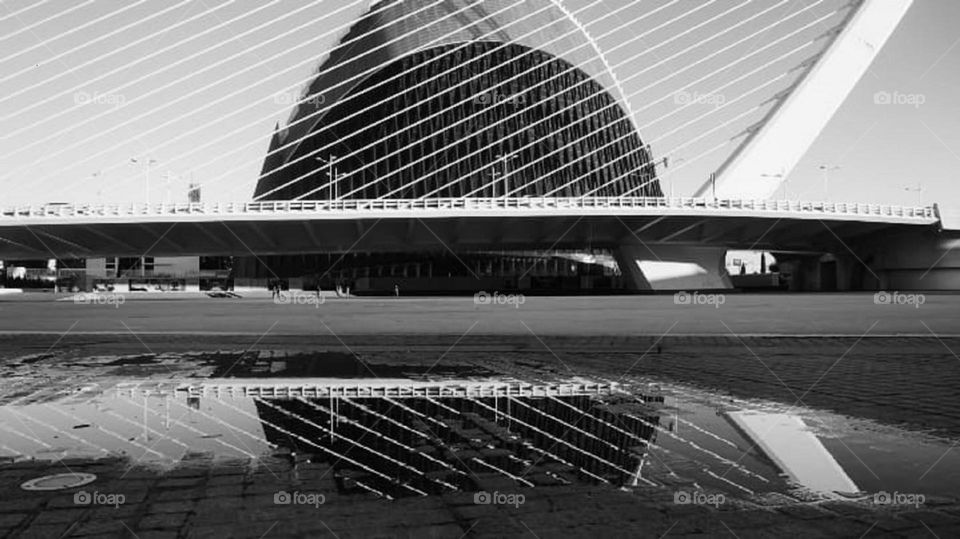 Construction#art#reflect#lake#bridge